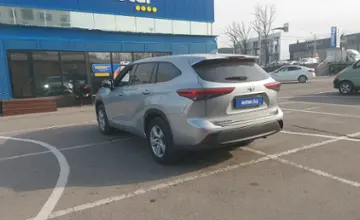 Toyota Highlander 2020 года за 22 000 000 тг. в Алматы фото 4