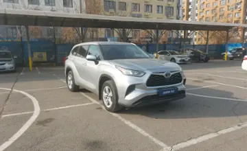 Toyota Highlander 2020 года за 22 000 000 тг. в Алматы фото 2