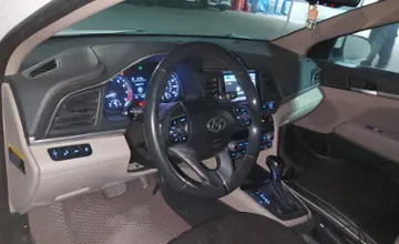 Hyundai Elantra 2018 года за 7 000 000 тг. в Шымкент фото 5