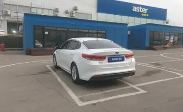 Kia K5 2019 года за 7 500 000 тг. в Алматы фото 4