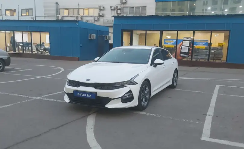 Kia K5 2021 года за 9 500 000 тг. в Алматы
