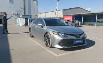 Toyota Camry 2020 года за 11 500 000 тг. в Шымкент фото 2