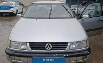 Volkswagen Passat 1995 года за 600 000 тг. в Караганда фото 2