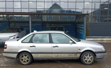 Volkswagen Passat 1995 года за 600 000 тг. в Караганда фото 4