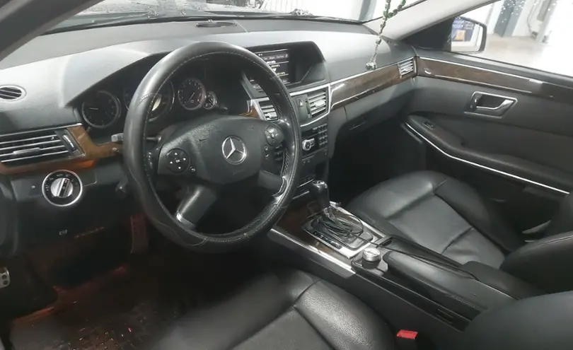 Mercedes-Benz E-Класс 2011 года за 6 700 000 тг. в Астана фото 5