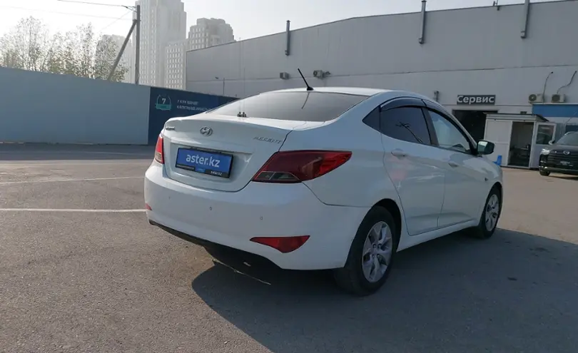 Hyundai Solaris 2015 года за 5 600 000 тг. в Шымкент фото 3