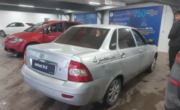 LADA (ВАЗ) Priora 2011 года за 1 500 000 тг. в Астана фото 3