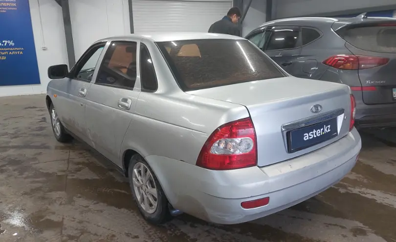 LADA (ВАЗ) Priora 2011 года за 1 500 000 тг. в Астана фото 4