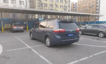 Toyota Sienna 2017 года за 17 000 000 тг. в Алматы фото 4