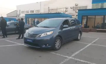 Toyota Sienna 2017 года за 17 000 000 тг. в Алматы фото 1