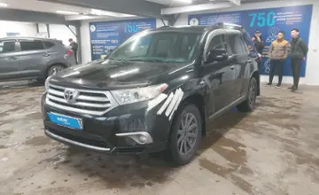 Toyota Highlander 2011 года за 11 500 000 тг. в Астана фото 1
