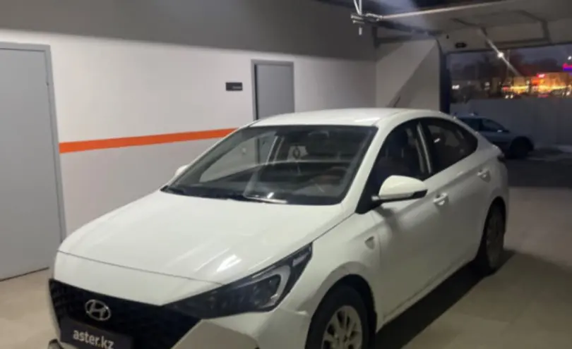 Hyundai Accent 2020 года за 2 950 000 тг. в Уральск