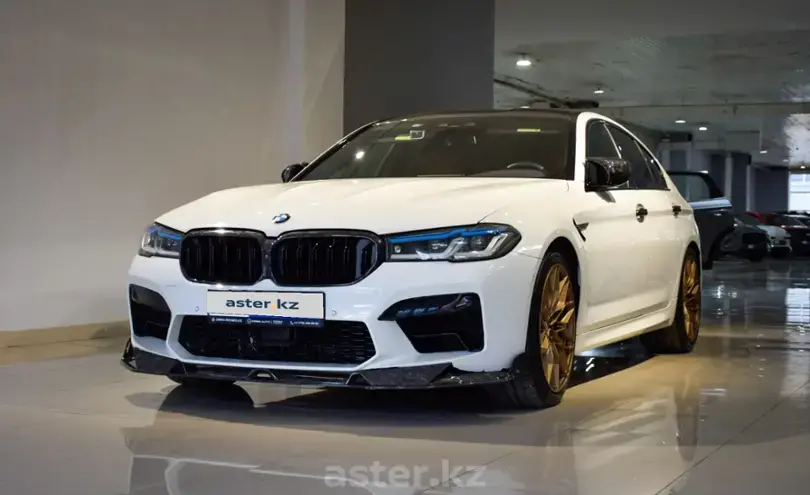 BMW M5 2018 года за 44 000 000 тг. в Алматы