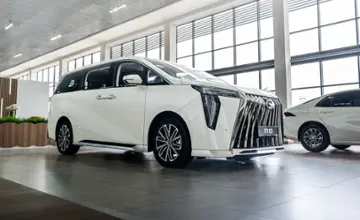 GAC M8 2025 года за 25 490 000 тг. в Астана фото 4