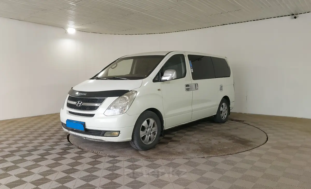 2009 Hyundai Grand Starex