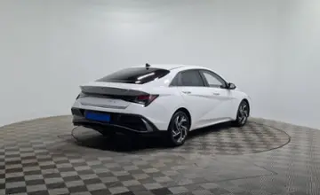 Hyundai Elantra 2024 года за 7 990 000 тг. в Алматы