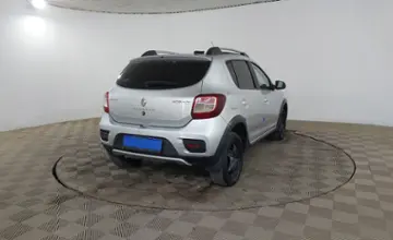 Renault Sandero 2017 года за 3 990 000 тг. в Шымкент