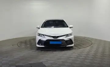 Toyota Camry 2021 года за 10 390 000 тг. в Алматы фото 2
