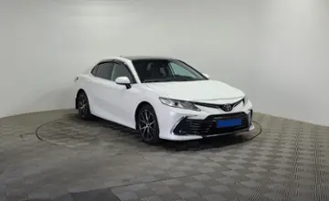 Toyota Camry 2021 года за 10 390 000 тг. в Алматы фото 3