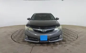Toyota Camry 2013 года за 7 940 000 тг. в Шымкент фото 2