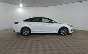 Hyundai Sonata 2019 года за 8 490 000 тг. в Шымкент фото 4