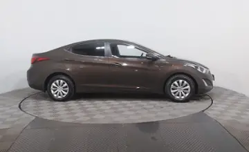Hyundai Elantra 2015 года за 6 890 000 тг. в Астана фото 4