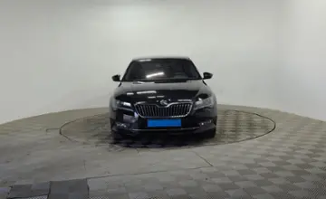 Skoda Superb 2019 года за 10 990 000 тг. в Алматы фото 2
