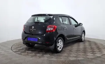 Renault Sandero 2015 года за 5 190 000 тг. в Астана