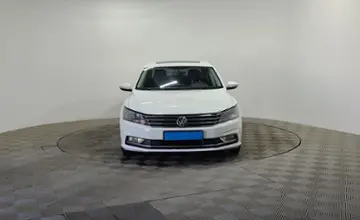 Volkswagen Passat 2017 года за 7 590 000 тг. в Алматы фото 2