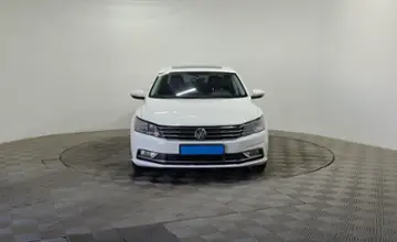 Volkswagen Passat 2017 года за 7 290 000 тг. в Алматы фото 2