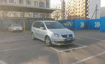 Volkswagen Touran 2007 года за 1 890 000 тг. в Алматы фото 2