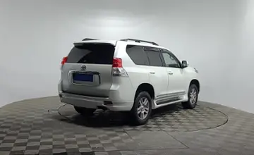 Toyota Land Cruiser Prado 2010 года за 12 990 000 тг. в Алматы