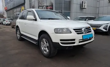Volkswagen Touareg 2005 года за 2 990 000 тг. в Костанай фото 3