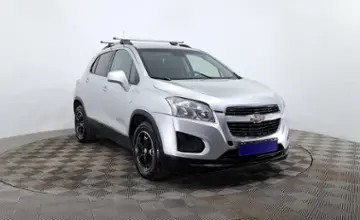 Chevrolet Tracker 2014 года за 2 990 000 тг. в Астана фото 3