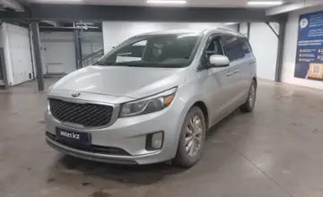 Kia Sedona 2015 года за 10 800 000 тг. в Астана фото 1