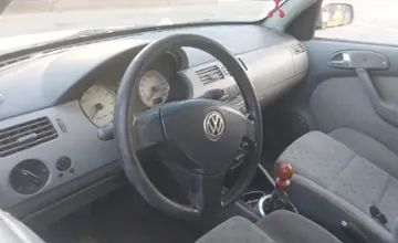 Volkswagen Gol 2004 года за 700 000 тг. в Алматы фото 5