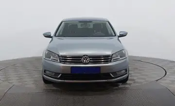 Volkswagen Passat 2011 года за 5 600 000 тг. в Астана фото 2