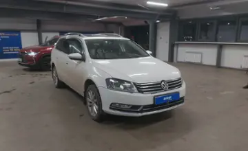 Volkswagen Passat 2012 года за 6 290 000 тг. в Астана фото 2