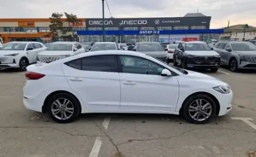 Hyundai Elantra 2018 года за 7 700 000 тг. в Талдыкорган фото 4