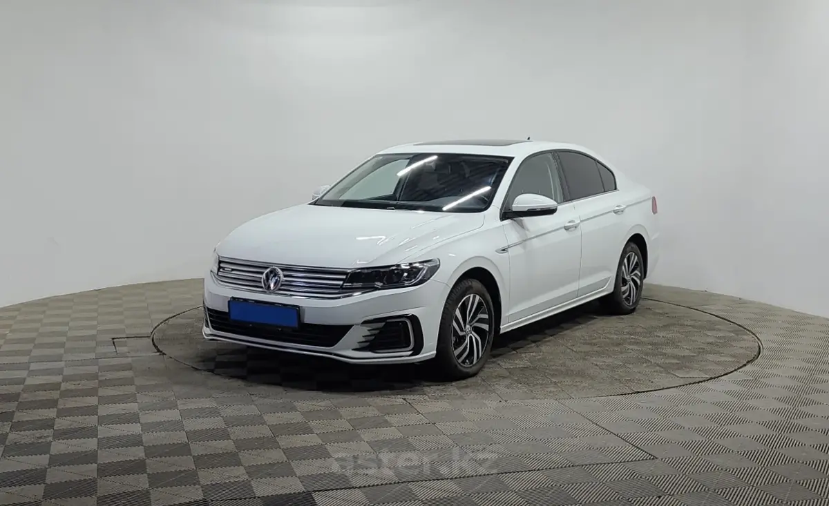 2020 Volkswagen E-BORA