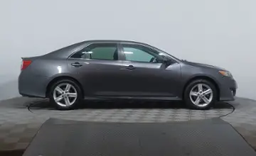Toyota Camry 2014 года за 8 650 000 тг. в Астана фото 4