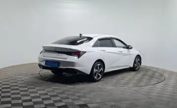 Hyundai Elantra 2023 года за 7 850 000 тг. в Алматы