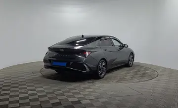 Hyundai Elantra 2023 года за 9 990 000 тг. в Алматы
