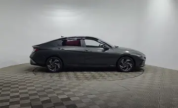 Hyundai Elantra 2023 года за 9 990 000 тг. в Алматы фото 4