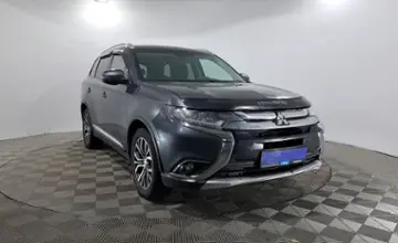 Mitsubishi Outlander 2018 года за 7 990 000 тг. в Павлодар фото 3