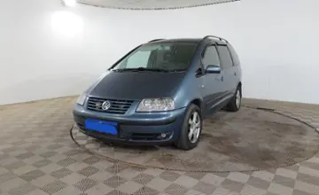 Volkswagen Sharan 2002 года за 1 990 000 тг. в Шымкент фото 1