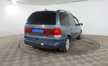 Volkswagen Sharan 2002 года за 1 990 000 тг. в Шымкент