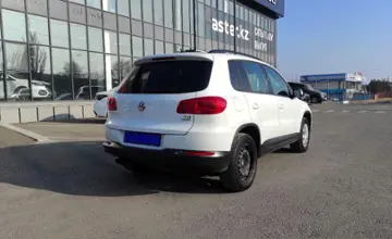 Volkswagen Tiguan 2016 года за 4 790 000 тг. в Тараз