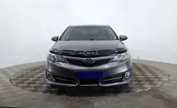 Toyota Camry 2014 года за 7 390 000 тг. в Астана фото 2