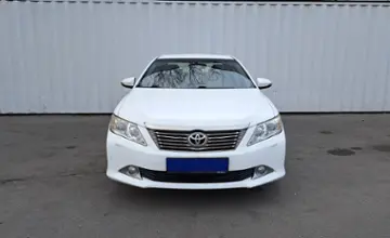 Toyota Camry 2013 года за 10 100 000 тг. в Алматы фото 2